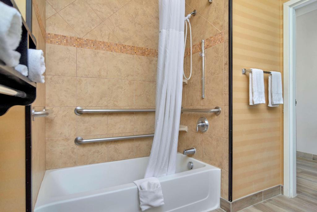 Hampton Inn & Suites Fort Worth-Fossil Creek