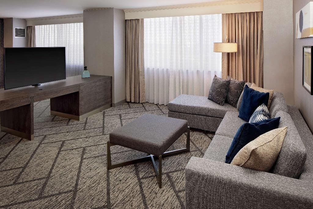 Doubletree By Hilton Tulsa-Downtown