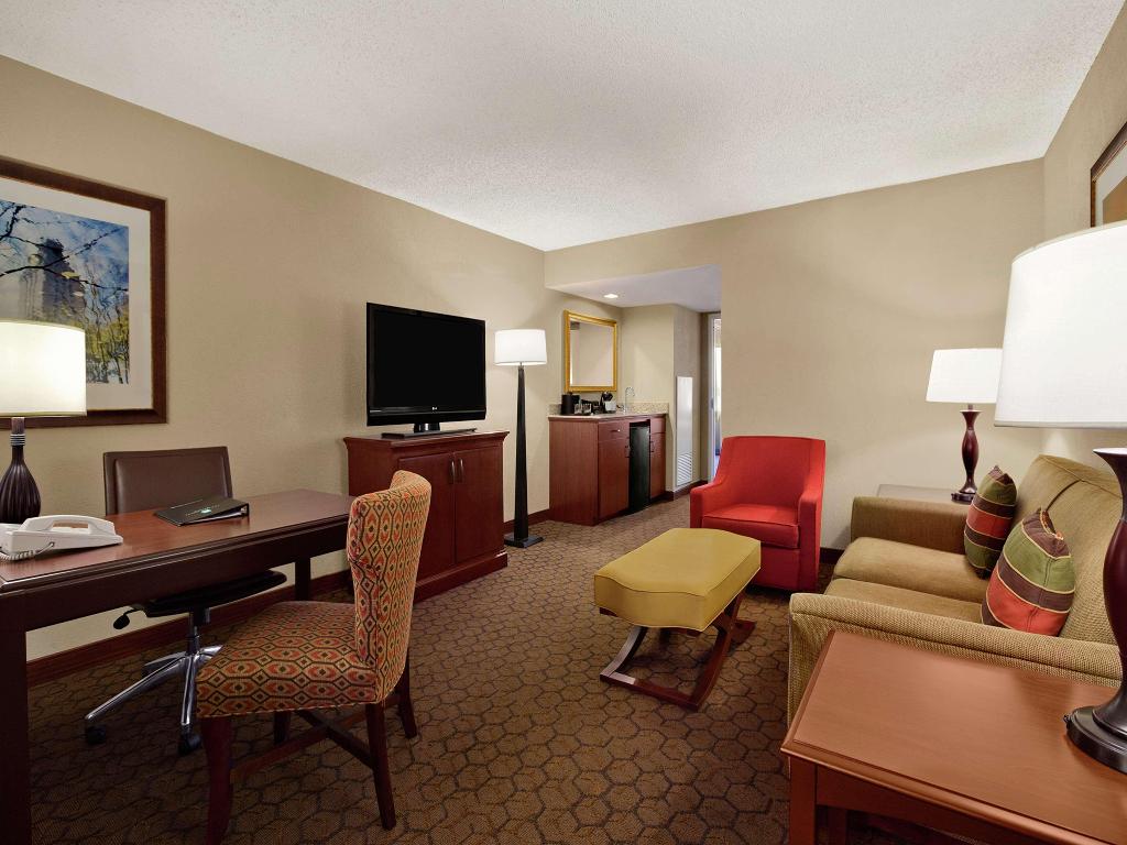 Embassy Suites Austin - Arboretum