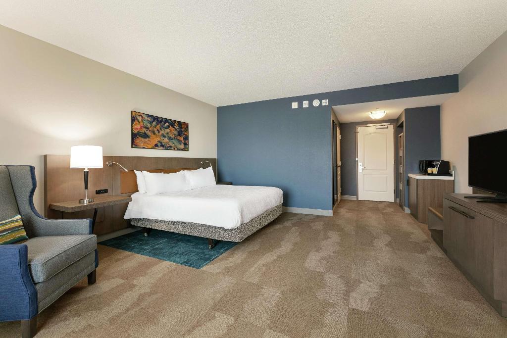 HILTON GARDEN INN HARRISBURG EAST - Harrisburg PA 3943 Tecport 17111