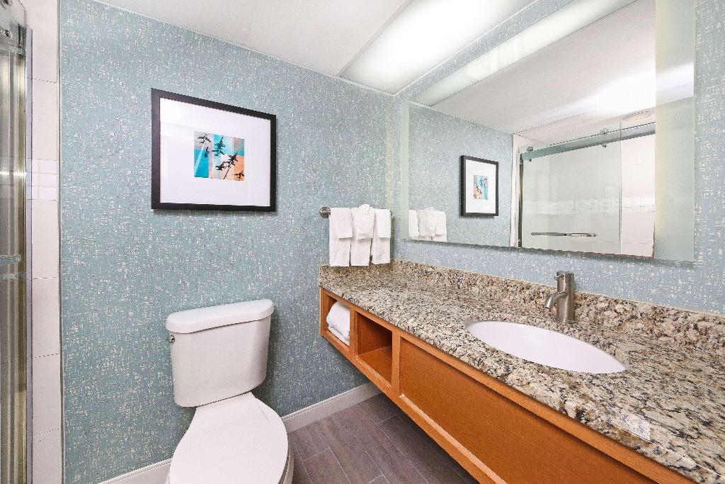 DoubleTree Hotel Virginia Beach
