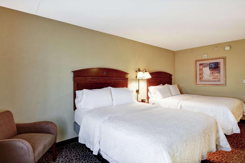 HAMPTON INN® & SUITES Fredericksburg VA 1080 Hospitality Lane 22401