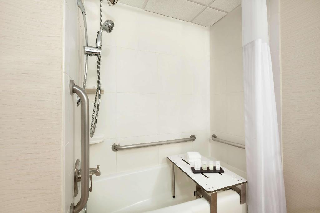 Embassy Suites by Hilton Oklahoma City Will Rogers