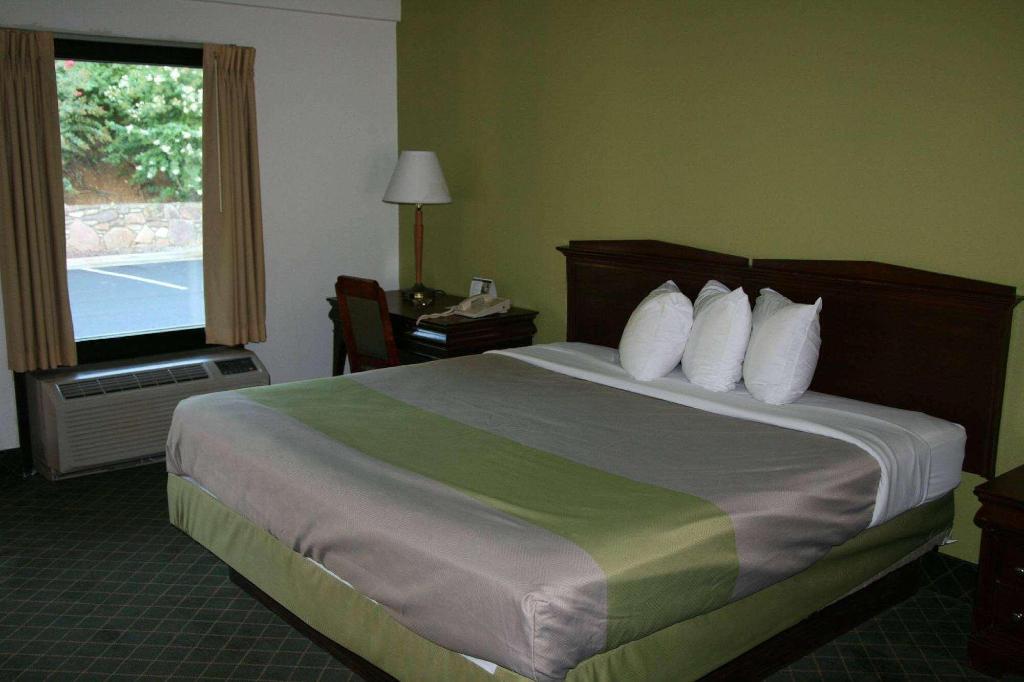 Travelodge By Wyndham Roanoke