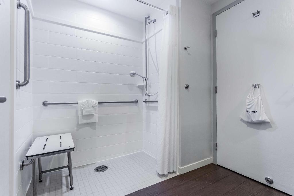 Hampton Inn Milwaukee-Airport