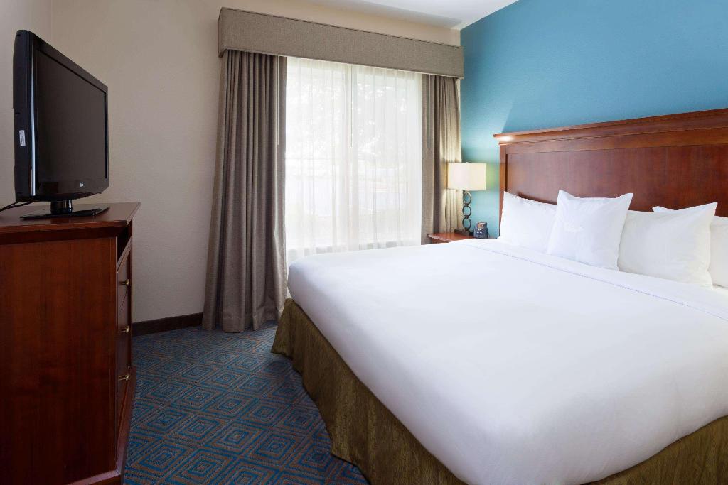 Homewood Suites by Hilton Gainesville