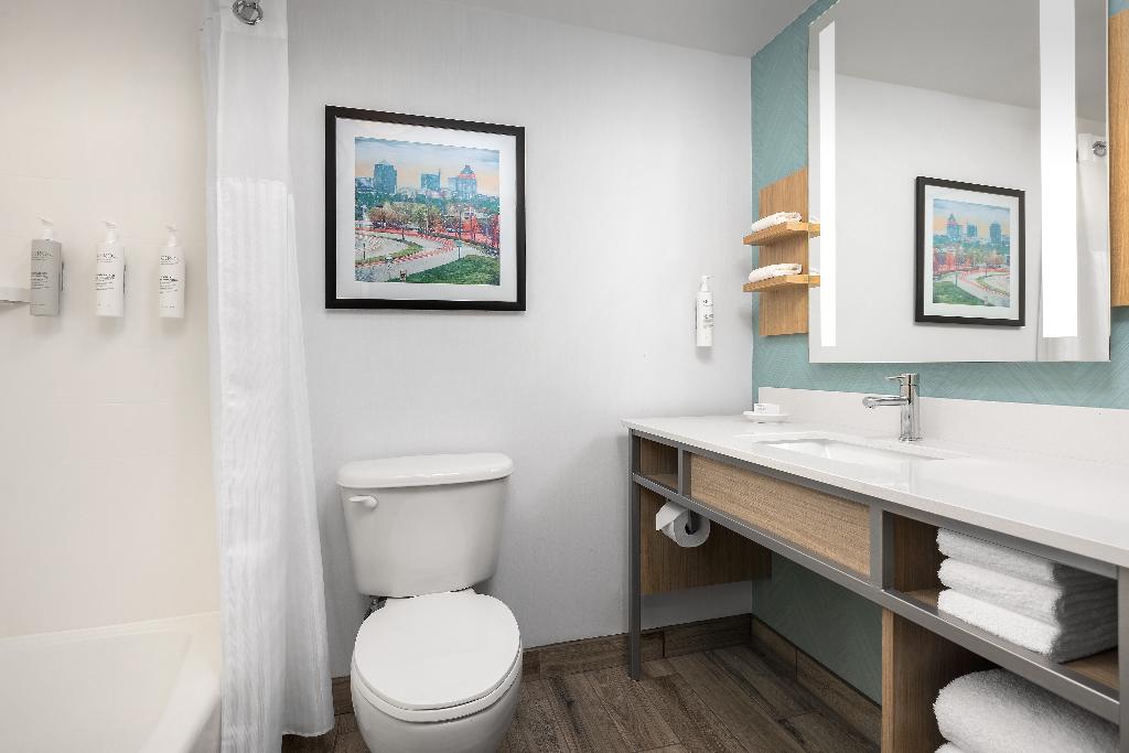 Hilton Garden Inn Greensboro