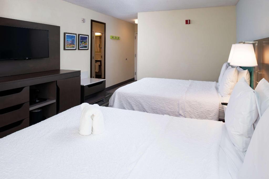 Hampton Inn Greensboro-Airport