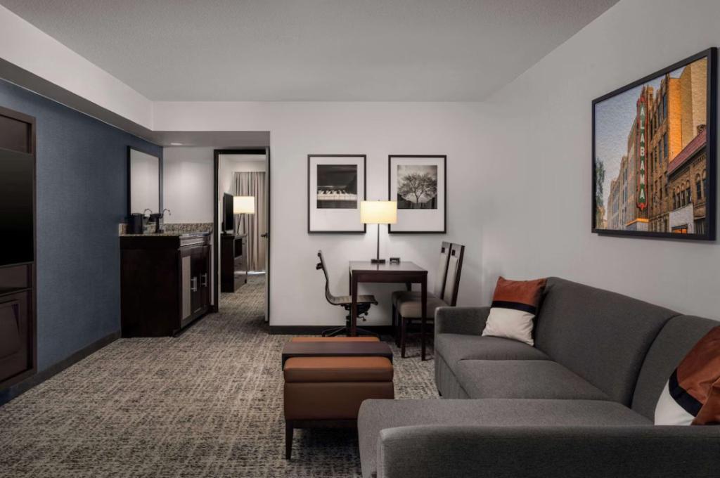 Embassy Suites by Hilton Birmingham
