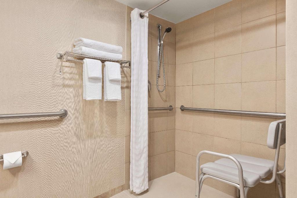 Embassy Suites Montgomery - Hotel & Conference 