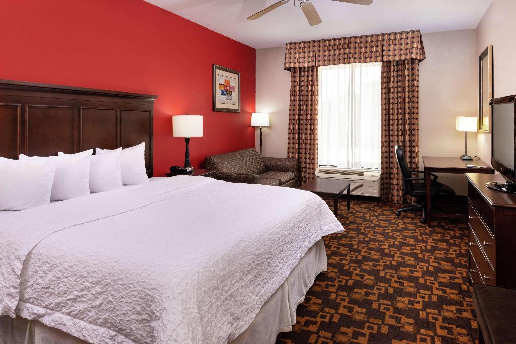 Hampton Inn Laplace