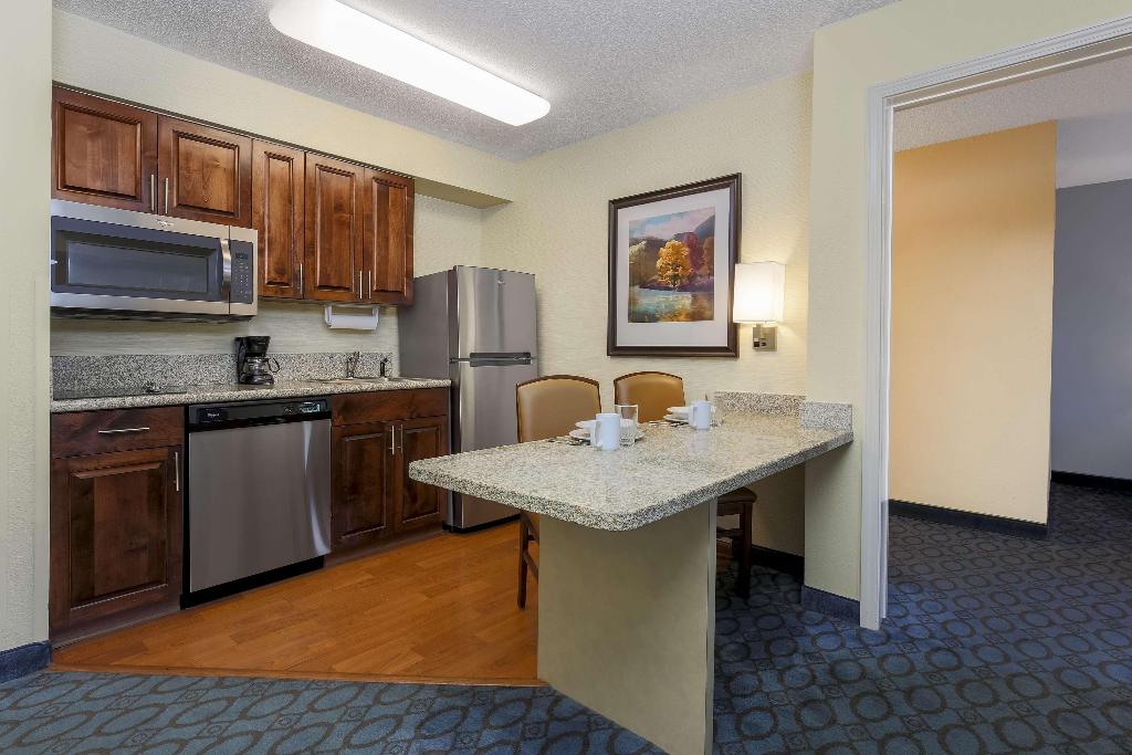 Homewood Suites by Hilton Nashville Airport, Nashville Airport