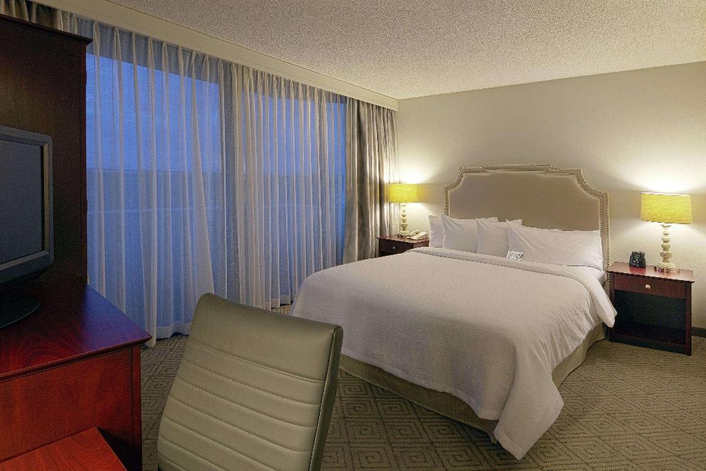 Embassy Suites By Hilton Boca Raton