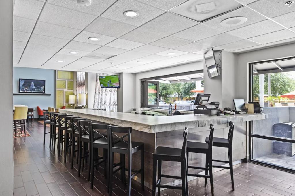Holiday Inn St. Petersburg West photo 28