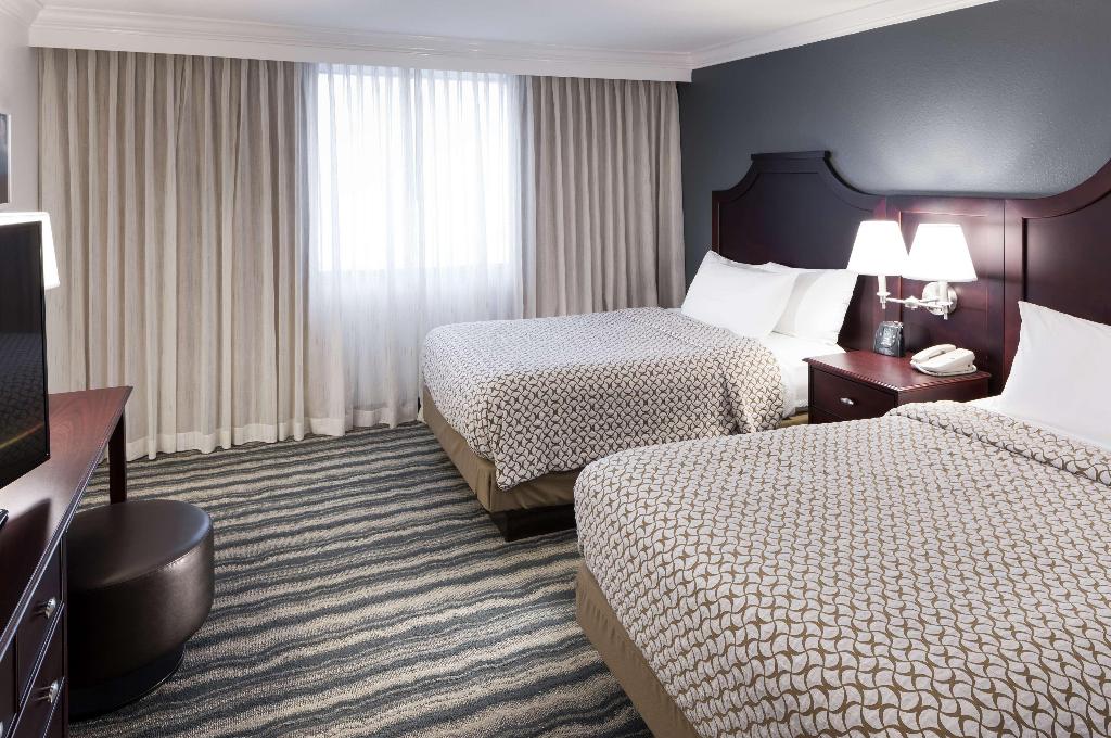 Embassy Suites by Hilton Tampa Brandon