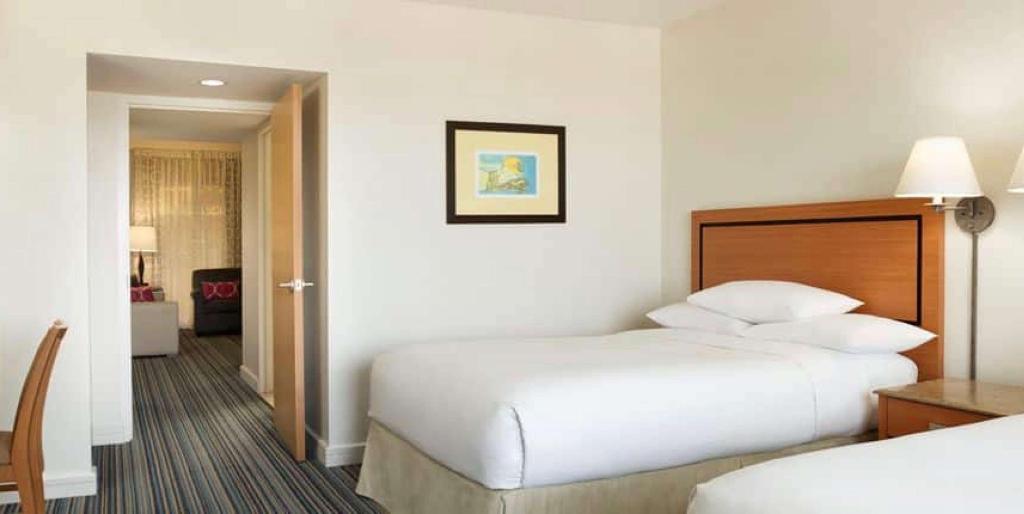 Embassy Suites Dorado del Mar