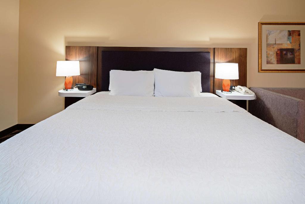 Hampton Inn & Suites Bremerton 