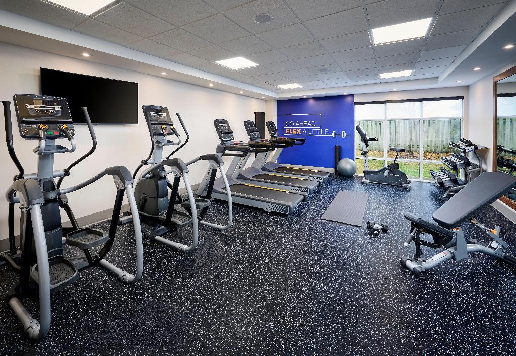 Hampton Inn & Suites Kitchener photo 6