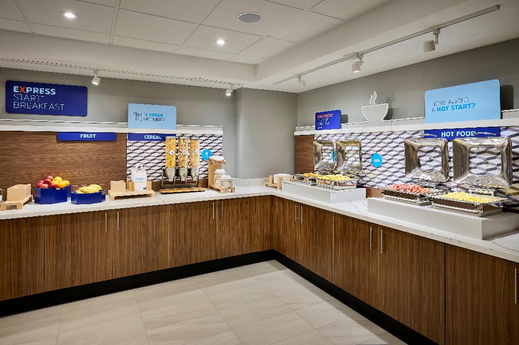 Hampton Inn & Suites Kitchener photo 50