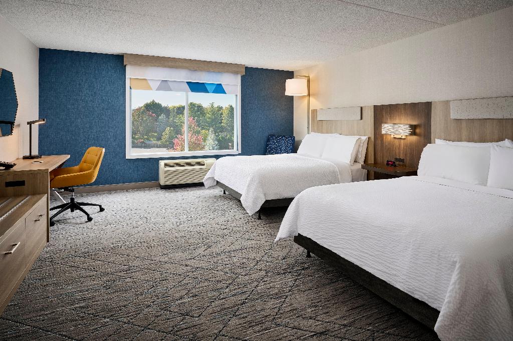 Holiday Inn Express & Suites Kitchener Southeast