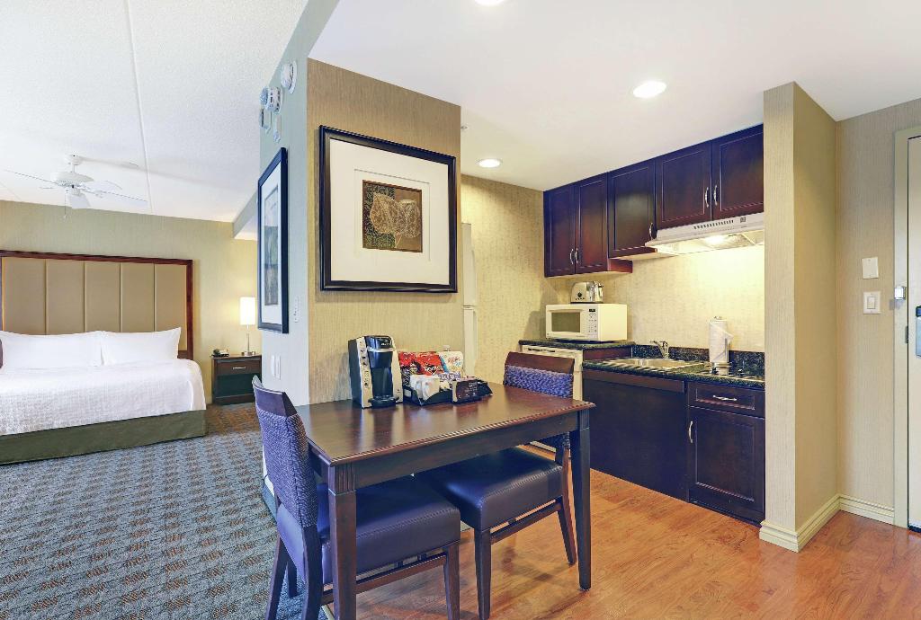 Homewood Suites by Hilton Cambridge Waterloo