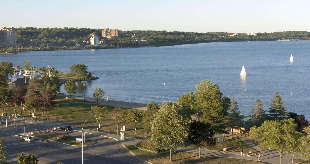 Hampton Inn & Suites by Hilton Barrie
