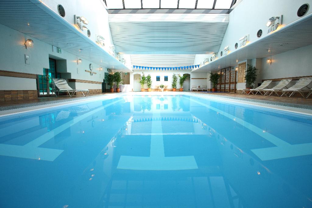 ANA Crowne Plaza Osaka By IHG - Pool