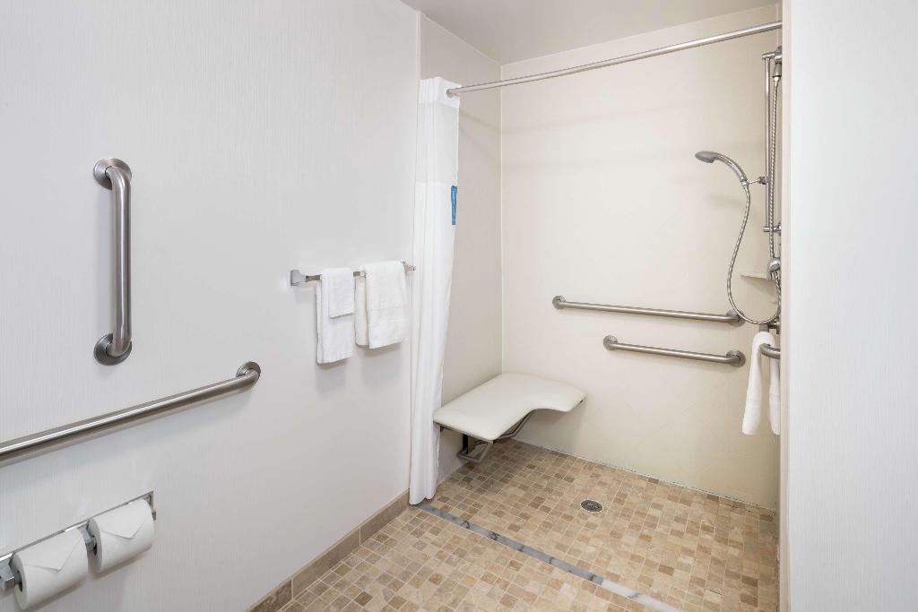 Hampton Inn & Suites Rochester-North