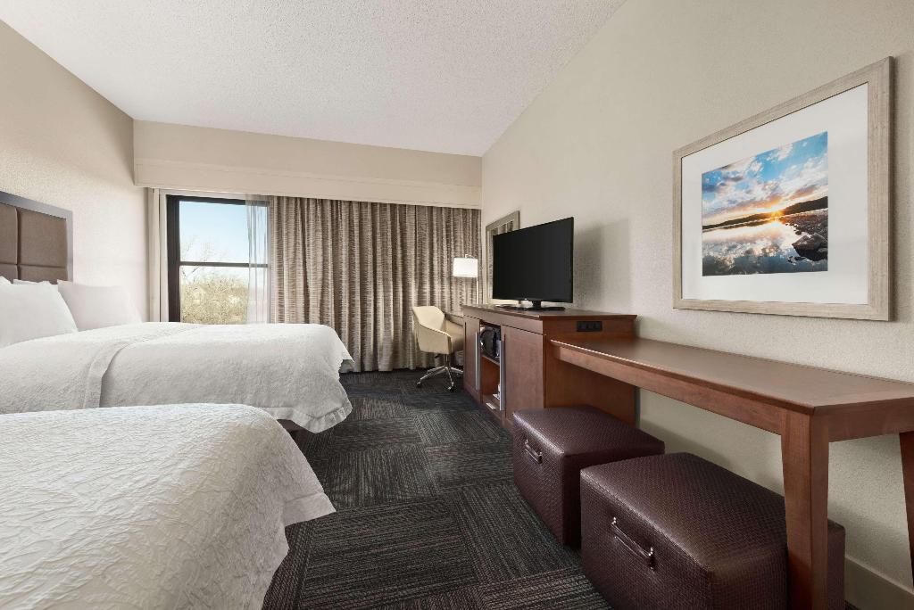 Hampton Inn Lawrence