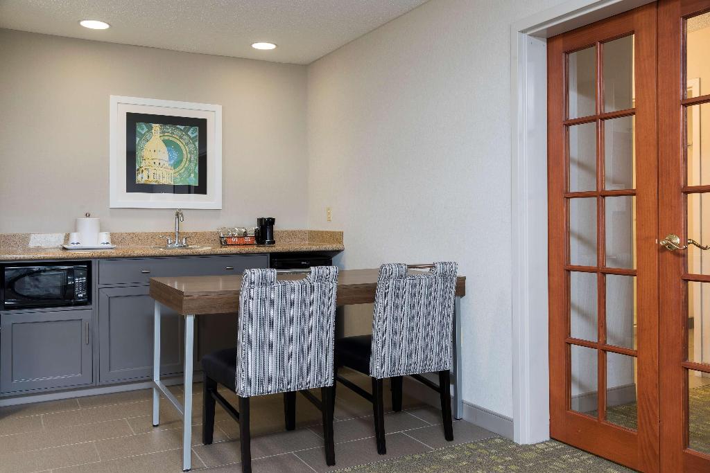 Hampton Inn & Suites East Lansing/Okemos