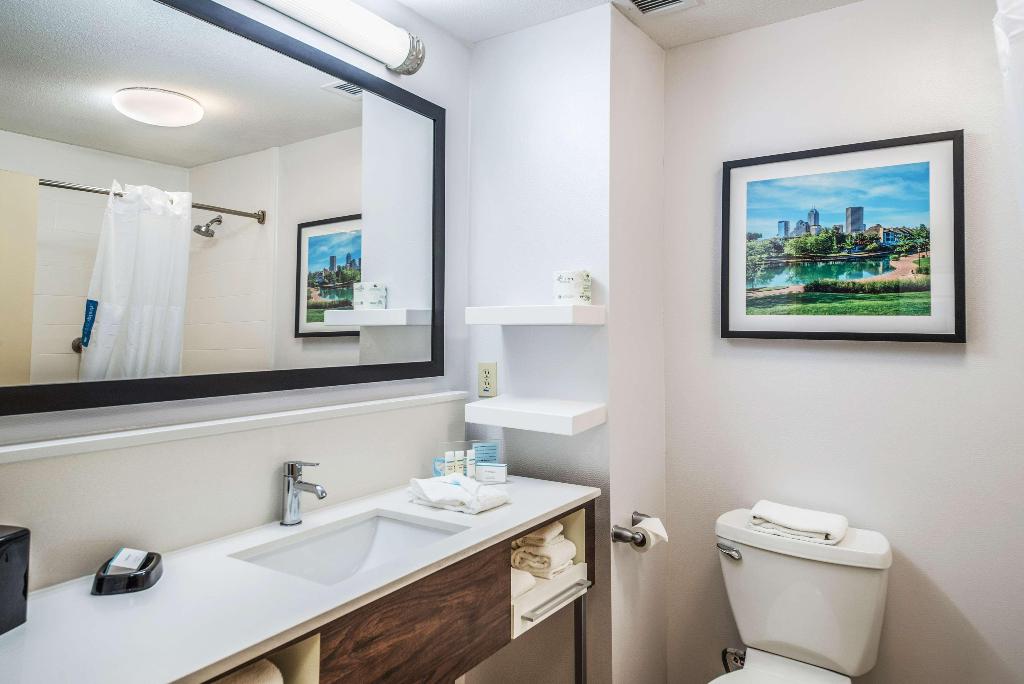 Hampton Inn Greenfield