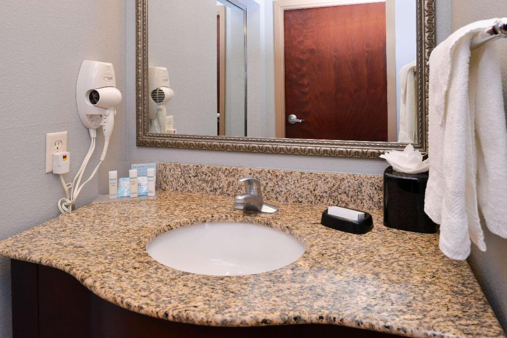 Hampton Inn & Suites Greenville