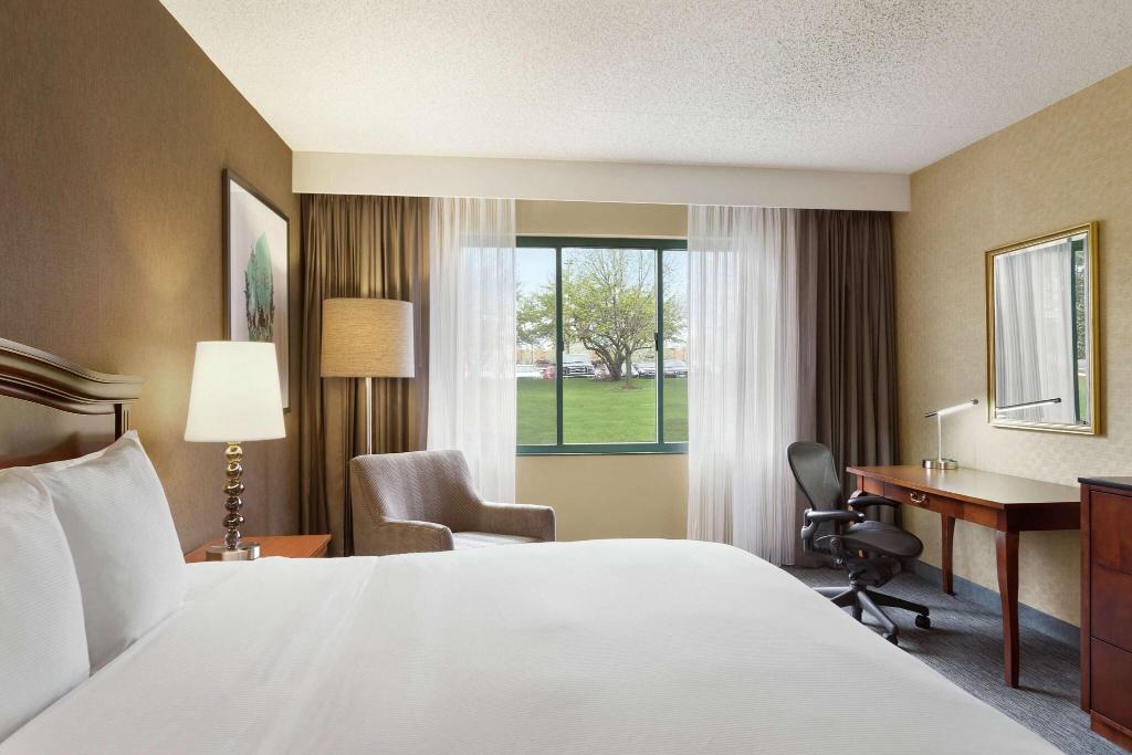 Doubletree By Hilton Detroit Novi