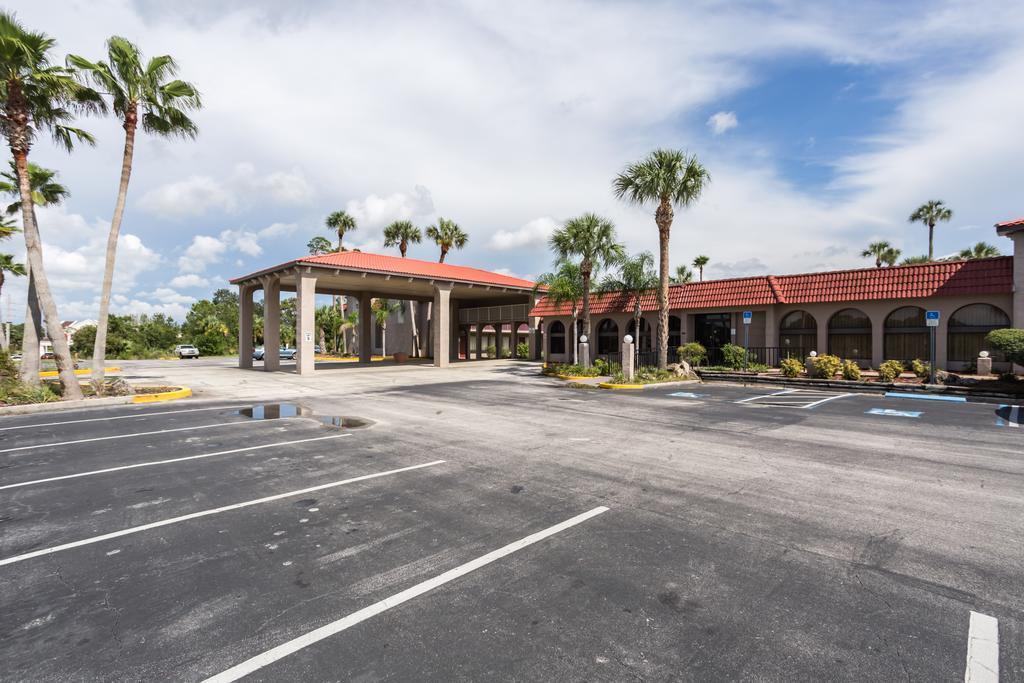 MOTEL 6 SPRING HILL WEEKI WACHEE en Zephyrhills | BestDay.com