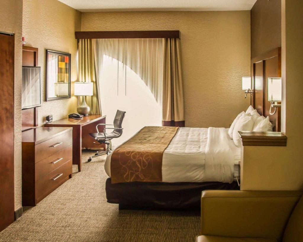 Quality Suites NYC Gateway