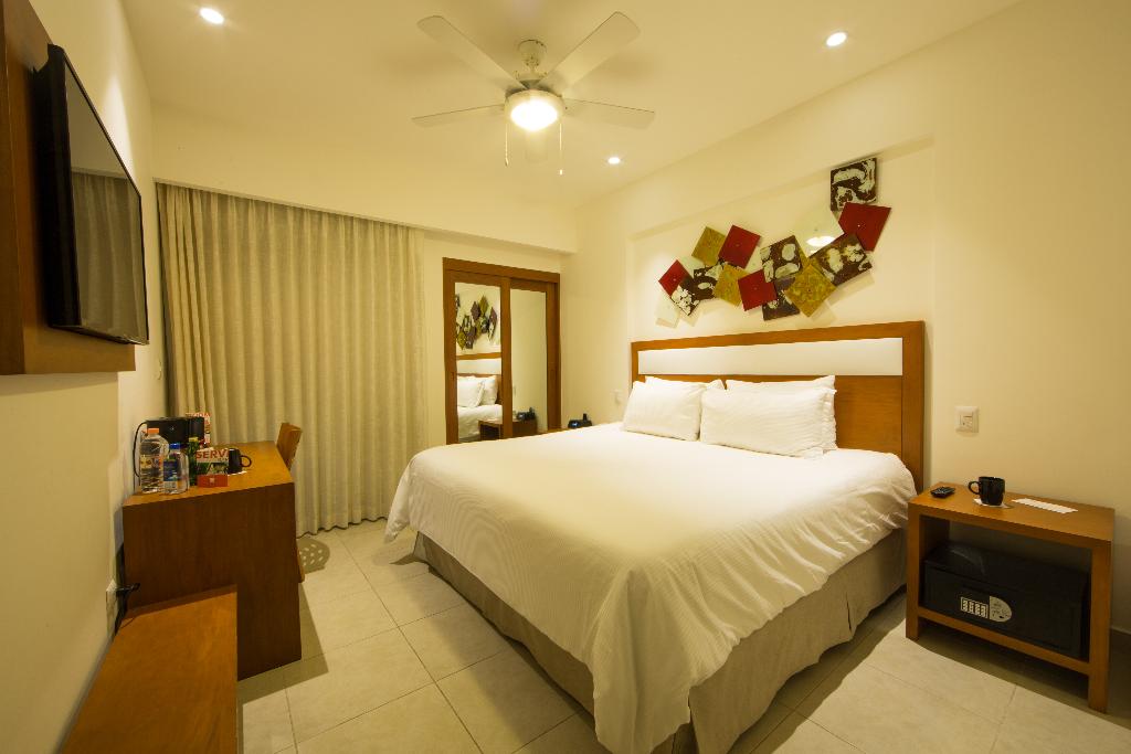 Ambiance Suites Cancun