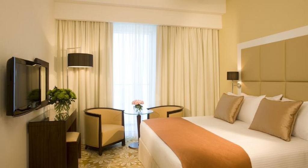 hotel-thumb