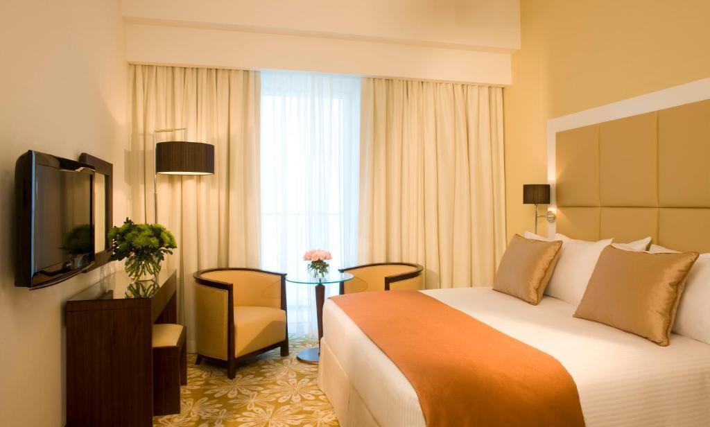 hotel-thumb
