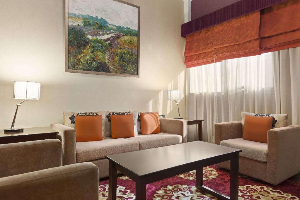 Ramada Hotel & Suites by Wyndham Ajman photo 26