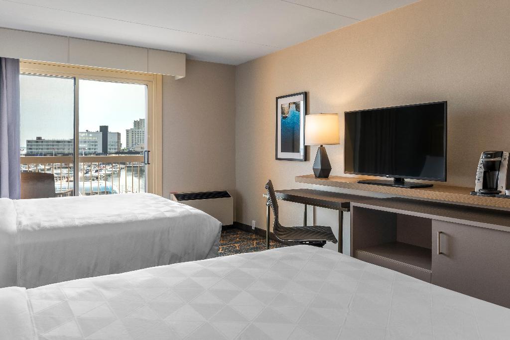 Holiday Inn Kingston Waterfront