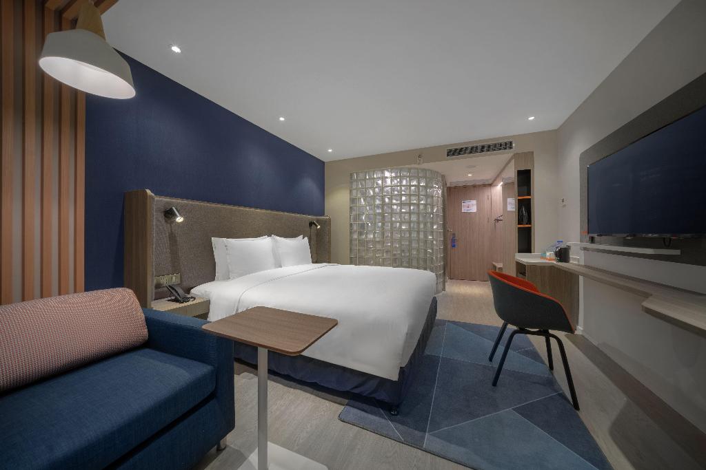 Holiday Inn Express Shanghai Jinqiao Central
