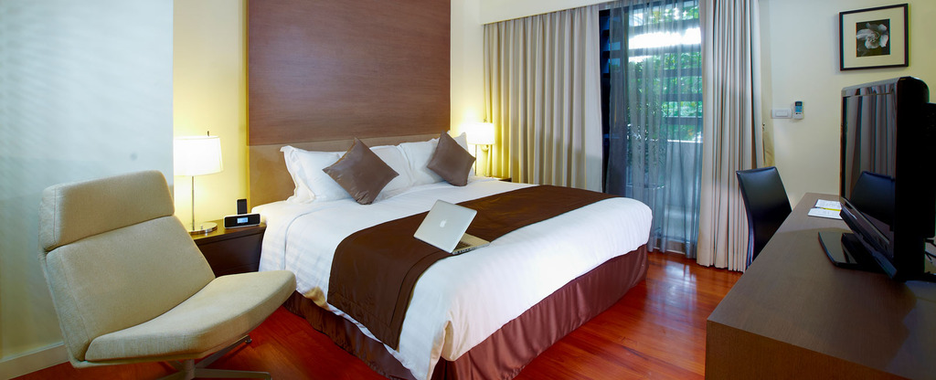 Parkroyal Suites Bangkok