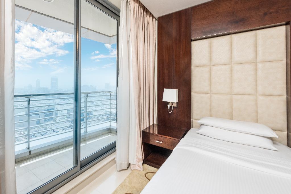 hotel-thumb