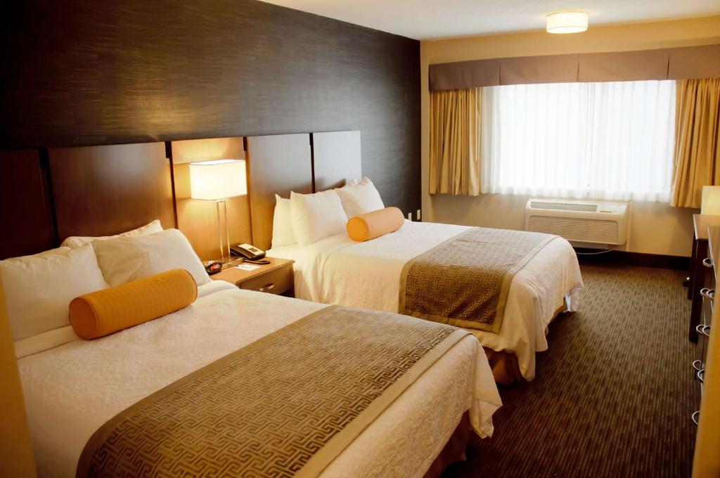 Best Western Plus Cotton Tree Inn