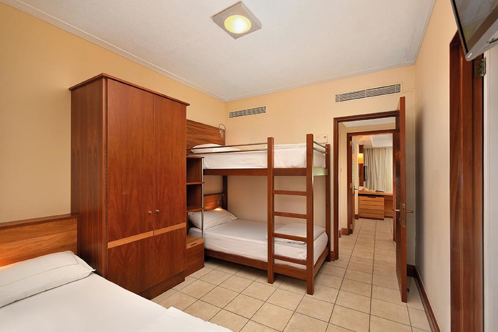 hotel-thumb