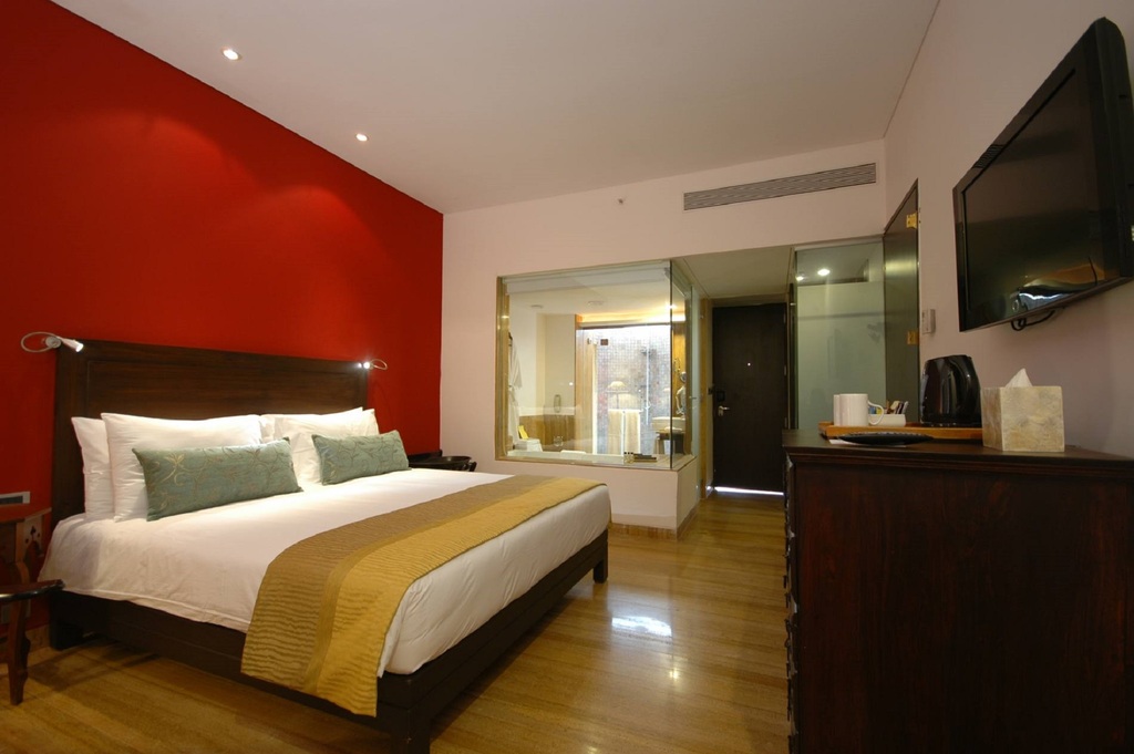 O Hotel Goa Candolim beach