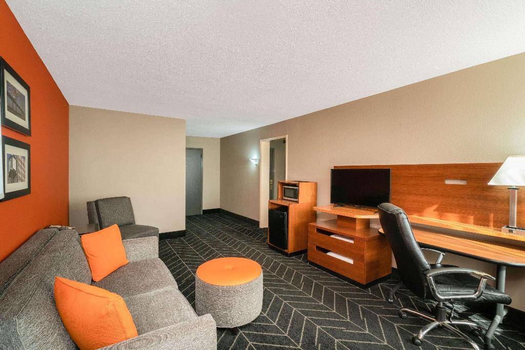 La Quinta Inn & Suites Memphis Airport - Graceland