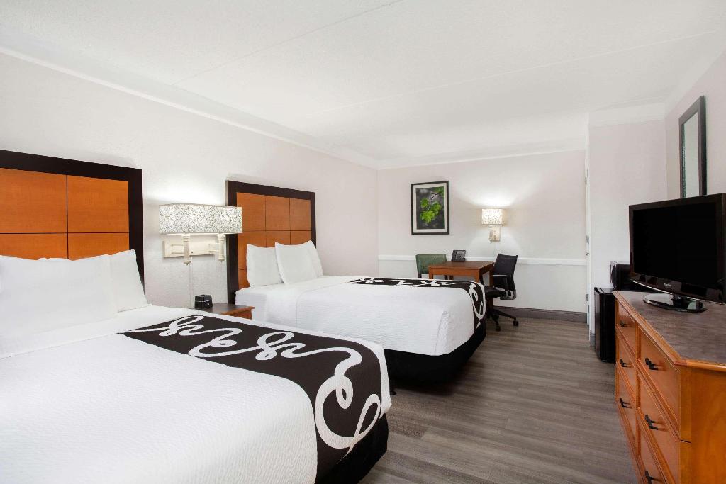 Baymont By Wyndham Fort Myers Central