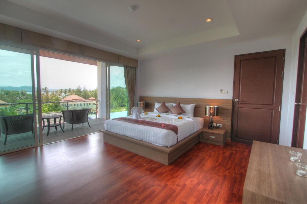 Bangtao Tropical Residence