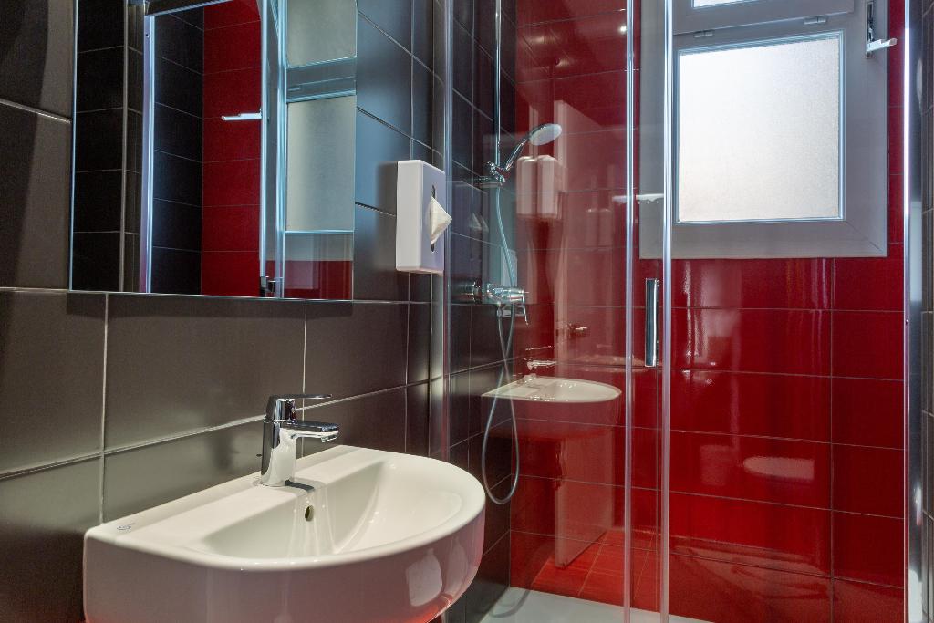 Hotel The Originals City, Hôtel Lecourbe, Paris, Frankreich, Paris. Großes 2